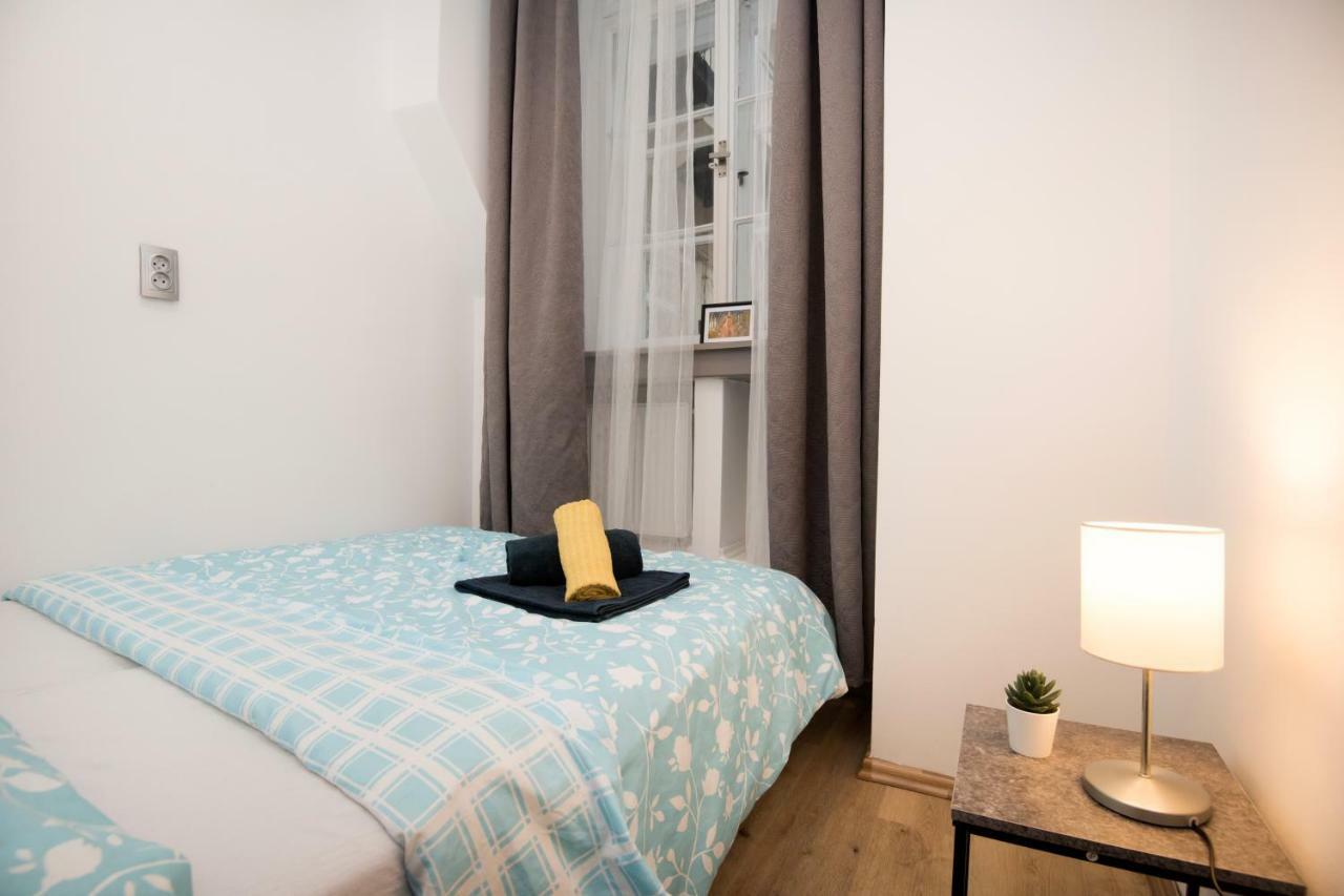 Apartment Near Wenceslas Square Prague Exterior photo